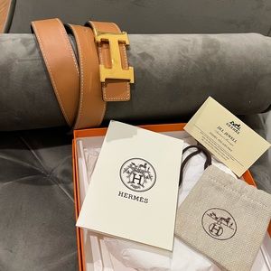 💯 % authentic Hermes Tan and black belt